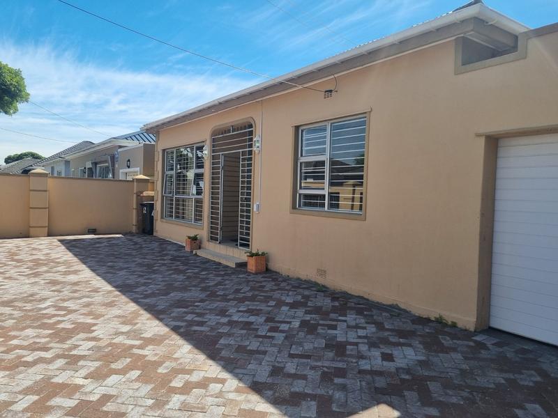 3 Bedroom Property for Sale in Townsend Estate Western Cape